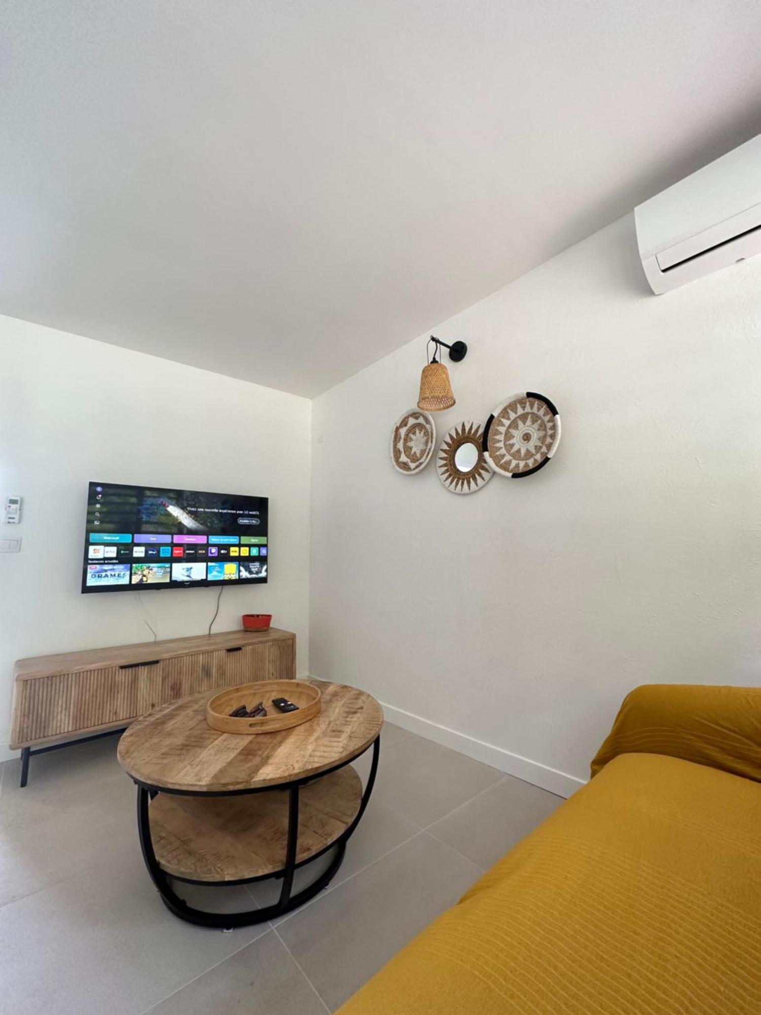 Karukera Lodge , Residence Blue Dream Grand-Bourg  Ngoại thất bức ảnh